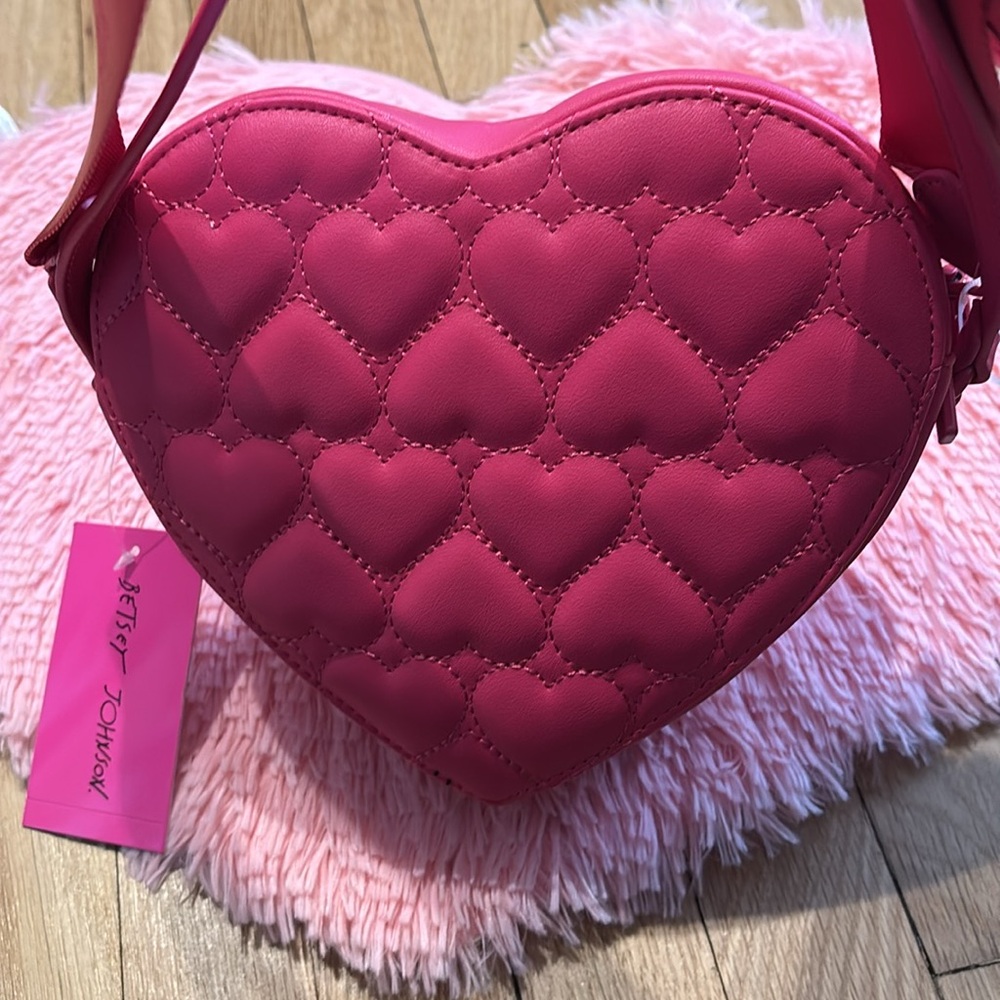 Betsey Johnson Quilted Heart Crossbody - Picture 3 of 10